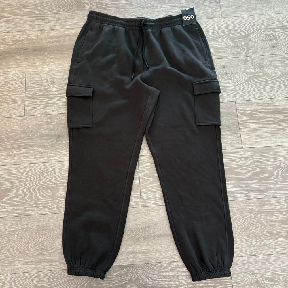 NWT DSG Mens Pure Black Classic Fleece Cargo Cinch Athletic Fit Pants Size XL